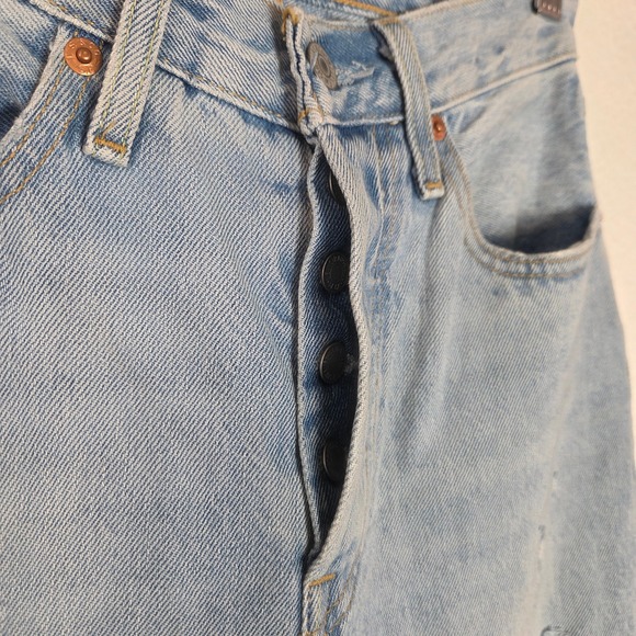 Levis 501 Jeans Womens 24x30 High Rise Straight Distressed Light Wash Raw Hem - Picture 7 of 13